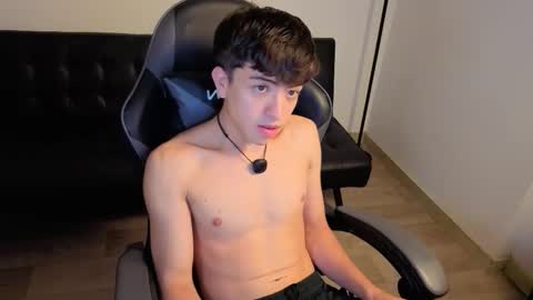 Snapshot of nicoisonline chatting on February 28, 2026, 8:43 pm Nicolas online show from February 28, 2026, 8:43 pm