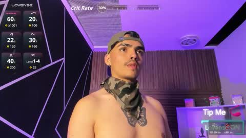 Snapshot of nicokingg_ chatting on November 14, 2025, 2:32 am Nico King online show from November 14, 2025, 2:32 am