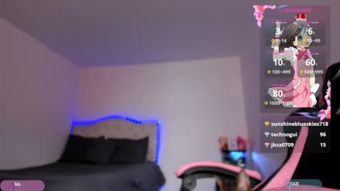 nicol_andrea11 online show from December 17, 2024, 1:16 pm
