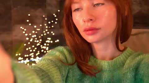 Nicol Moonn online show from December 15, 2025, 6:50 am