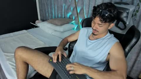 Nicolai online show from April 24, 2026, 12:29 pm