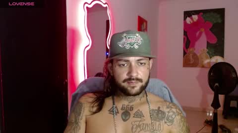 nicolas online show from January 19, 2025, 2:57 am