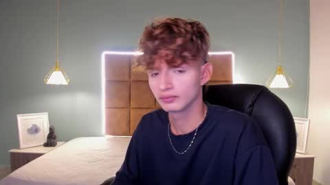 nicolasferrer18 online show from November 17, 2025, 7:30 pm