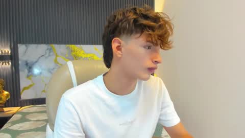 nicolasferrer18 online show from November 18, 2025, 7:29 pm