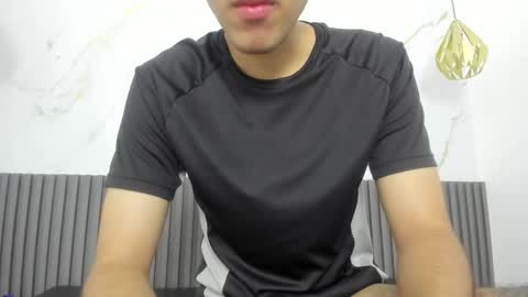 nicolasfine online show from February 4, 2026, 12:00 pm