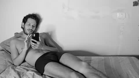 nicolasrodrii online show from June 14, 2026, 1:14 am