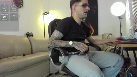 Nicolas Fellener online show from January 11, 2026, 4:28 am