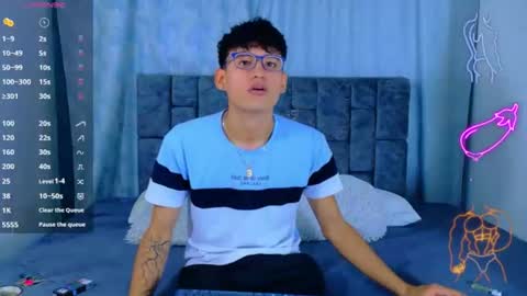 nicolastorres__ online show from June 12, 2026, 2:43 am