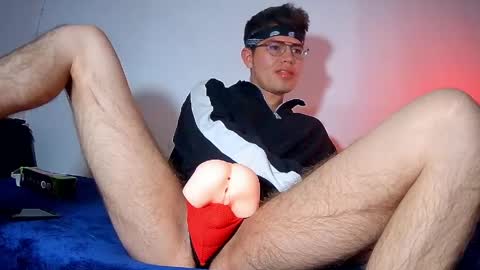 NicoLatinBoy online show from April 25, 2026, 10:51 pm
