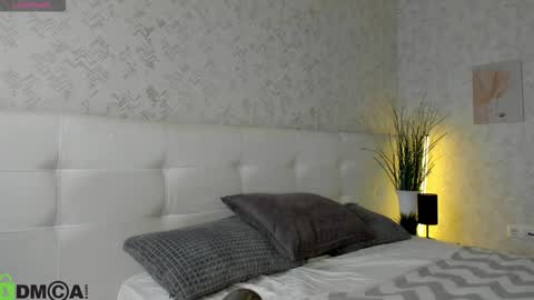 GMT7TueWedThSu 0300am-0900am. Sa 1000am-0400pm online show from September 11, 2025, 9:04 pm