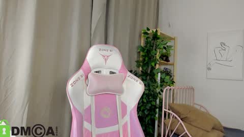 GMT7TueWedThSu 0300am-0900am. Sa 1000am-0400pm online show from October 21, 2025, 8:20 pm