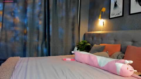 GMT7TueWedThSu 0300am-0900am. Sa 1000am-0400pm online show from November 20, 2025, 11:59 pm