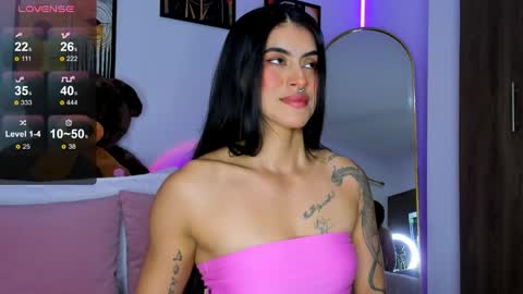 Snapshot of nicole_duran3095 chatting on May 3, 2026, 2:39 am Nick online show from May 3, 2026, 2:39 am