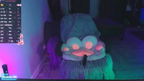 Kitty Nikki online show from November 29, 2025, 5:16 pm