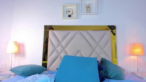 nicole_grace0 online show from October 3, 2025, 12:02 pm