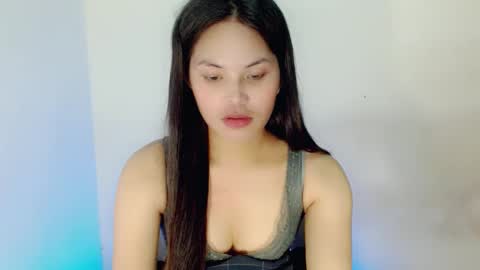 nicole_kiss01 online show from December 14, 2024, 1:27 pm
