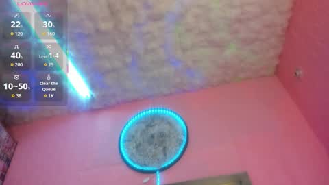 nicole_rosales online show from February 16, 2026, 6:37 pm