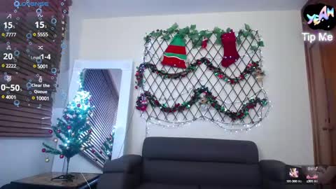 Nicole Santana online show from December 17, 2024, 2:01 am