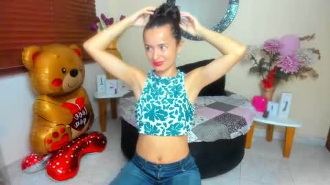 Snapshot of nicole_santana_ chatting on April 23, 2026, 10:45 pm Nicole Santana online show from April 23, 2026, 10:45 pm
