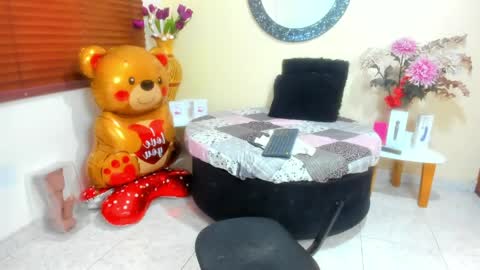 Snapshot of nicole_santana_ chatting on April 29, 2026, 10:16 pm Nicole Santana online show from April 29, 2026, 10:16 pm