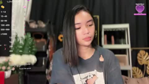 Snapshot of nicolecellini chatting on March 23, 2026, 2:37 am NICOLE online show from March 23, 2026, 2:37 am