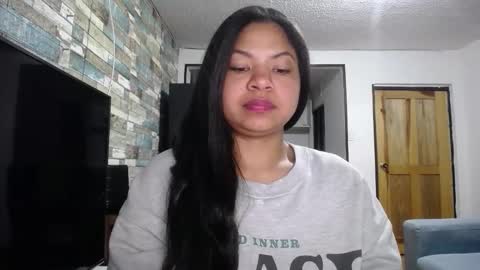 Nicole online show from October 13, 2025, 10:15 am