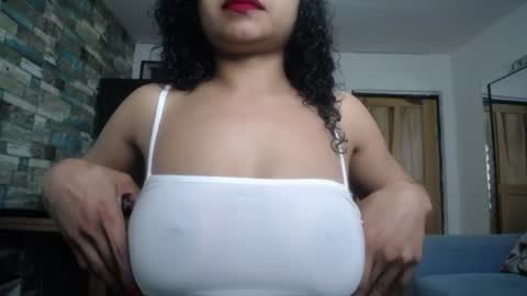 Nicole online show from June 9, 2026, 1:12 pm