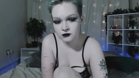 Nicole online show from January 12, 2025, 2:56 am