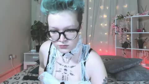Nicole online show from January 14, 2025, 8:04 pm