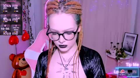 Nicole online show from February 13, 2025, 9:17 pm