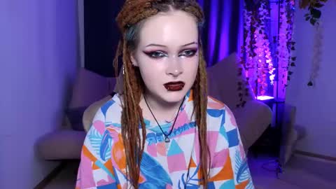 Nicole online show from March 5, 2025, 12:11 pm
