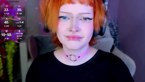 Snapshot of nicolefloret chatting on September 18, 2025, 8:44 pm Nicole online show from September 18, 2025, 8:44 pm