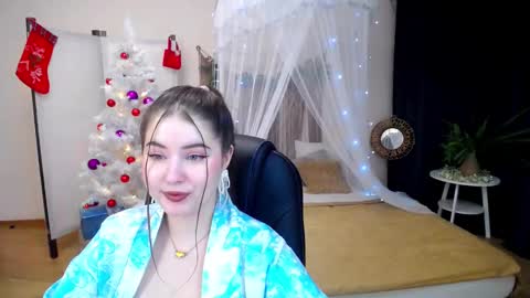 nicolefoxery online show from December 18, 2024, 10:13 pm