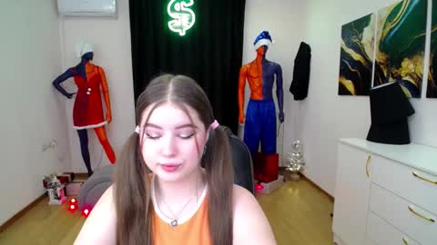 nicolefoxery online show from December 30, 2024, 3:14 am
