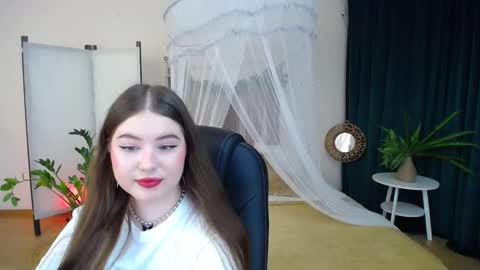 nicolefoxery online show from January 21, 2025, 6:23 pm