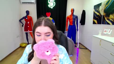 nicolefoxery online show from March 5, 2025, 3:18 am