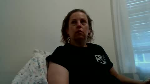 Nicole online show from May 16, 2026, 12:04 pm