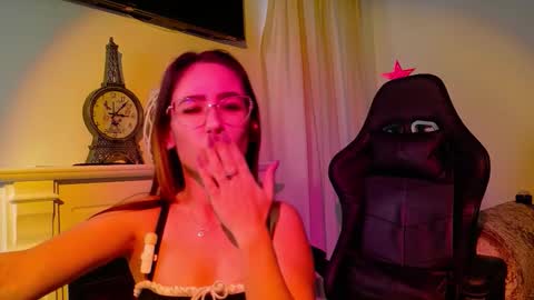 nicoleirisxxx online show from January 9, 2026, 6:49 am