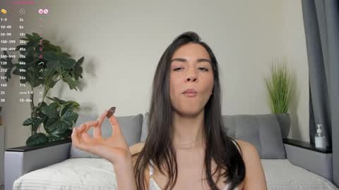 Dua Lipa online show from December 18, 2024, 4:28 pm