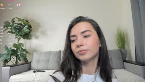 Dua Lipa online show from February 7, 2025, 4:14 pm