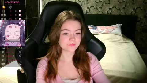 Snapshot of nicolemeew chatting on December 25, 2024, 7:24 pm NicoleMeew online show from December 25, 2024, 7:24 pm