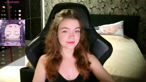 Snapshot of nicolemeew chatting on December 29, 2024, 10:14 pm NicoleMeew online show from December 29, 2024, 10:14 pm