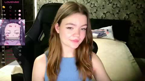 Snapshot of nicolemeew chatting on February 9, 2025, 11:46 pm NicoleMeew online show from February 9, 2025, 11:46 pm
