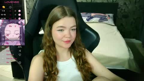 NicoleMeew online show from June 11, 2026, 9:02 pm