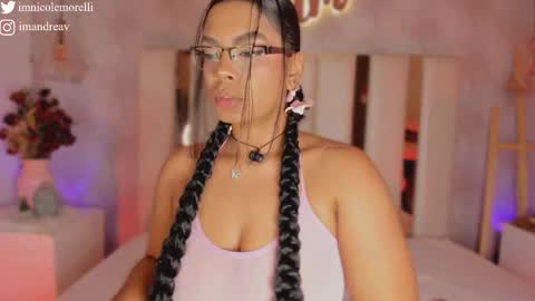 Snapshot of nicolemorelli2 chatting on September 22, 2025, 3:47 pm Andrea give it a thumbs up please its important  online show from September 22, 2025, 3:47 pm