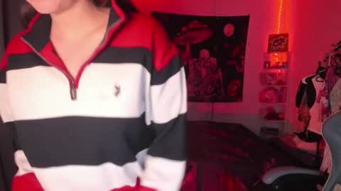 Snapshot of nicolepeachx chatting on October 9, 2025, 11:25 pm Nicol independent model online show from October 9, 2025, 11:25 pm