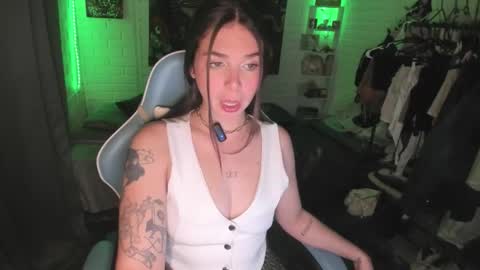 Snapshot of nicolepeachx chatting on October 11, 2025, 9:46 pm Nicol independent model online show from October 11, 2025, 9:46 pm