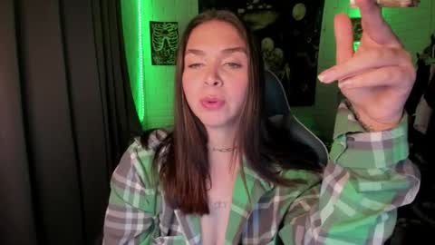 Snapshot of nicolepeachx chatting on October 22, 2025, 7:02 pm Nicol independent model online show from October 22, 2025, 7:02 pm