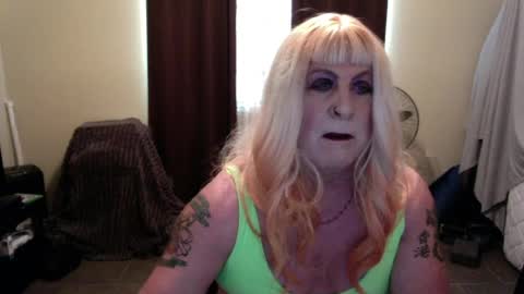 Nicole CD online show from May 11, 2026, 10:40 pm