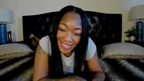 Nicole online show from March 3, 2026, 10:15 pm